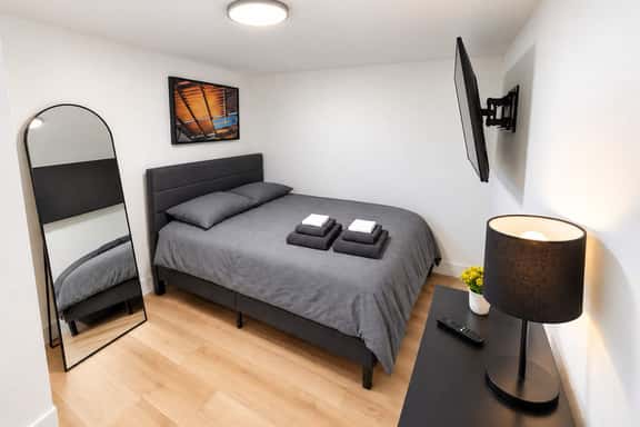 2820BLOD4 - Image 1