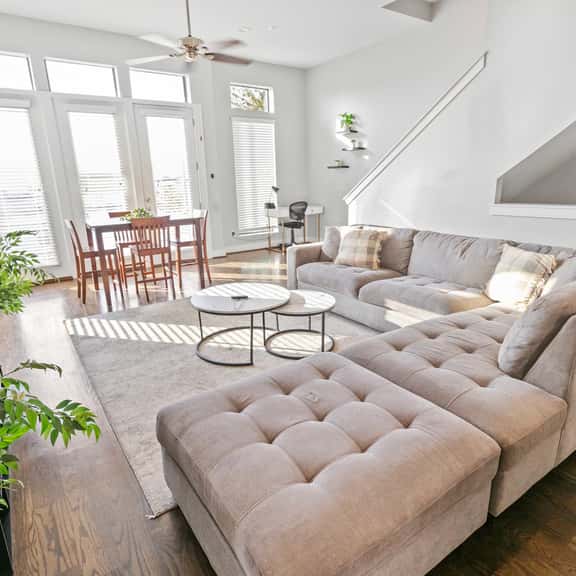 SAB-AIRBNB 1 - Image 1