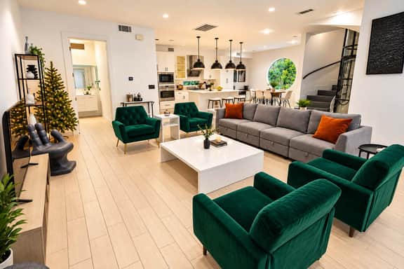 COLA - AIRBNB 1 - Image 2